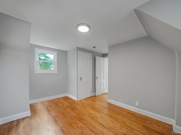 240 Bedford Avenue, Uniondale NY 11553