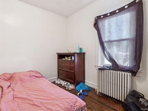 77-75 Center Avenue 75 77, Bay Shore NY 11706