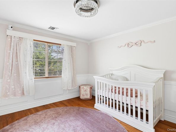 46 S Howell Avenue, Centereach NY 11720