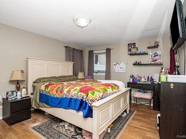 42 Hendrickson Avenue, Lynbrook NY 11563