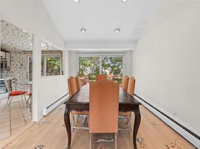 48 Oxford Road, East Rockaway NY 11518