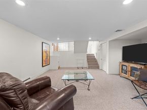 48 Oxford Road, East Rockaway NY 11518