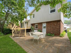 48 Oxford Road, East Rockaway NY 11518