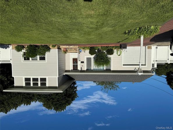 10 Otsego Place, Commack NY 11725