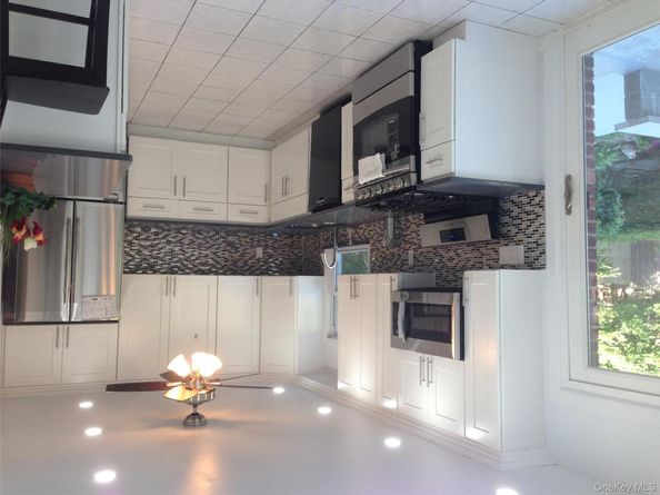 10 Otsego Place, Commack NY 11725