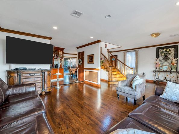 50-43 192nd Street, Fresh Meadows NY 11365
