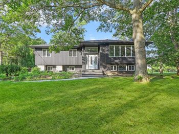 4 Wintergreen Drive
