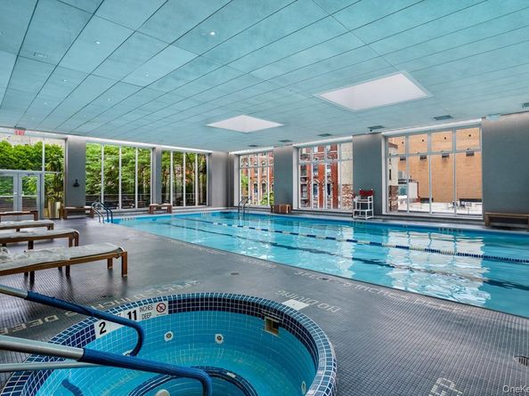 515 E 72nd Street 7H, New York (Manhattan) NY 10021