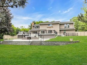 9 Hill And Tree Court, Melville NY 11747