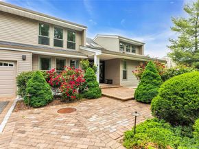 9 Hill And Tree Court, Melville NY 11747