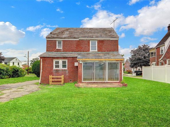 79 Elmwood Avenue, Hempstead NY 11550