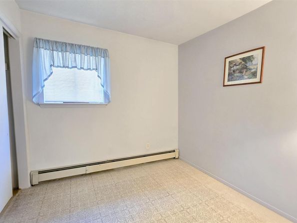 204 Helen Street, Holbrook NY 11741