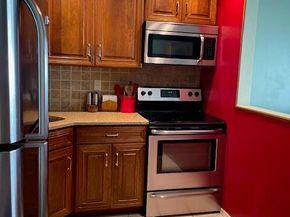 650 Newbridge Road 33, East Meadow NY 11554