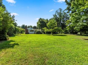 3 Bridge Road, Setauket NY 11733