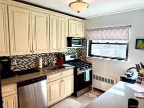 74-65 220th Street 102A2, Oakland Gardens NY 11364