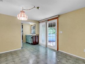 81 Oakside Road, Smithtown NY 11787