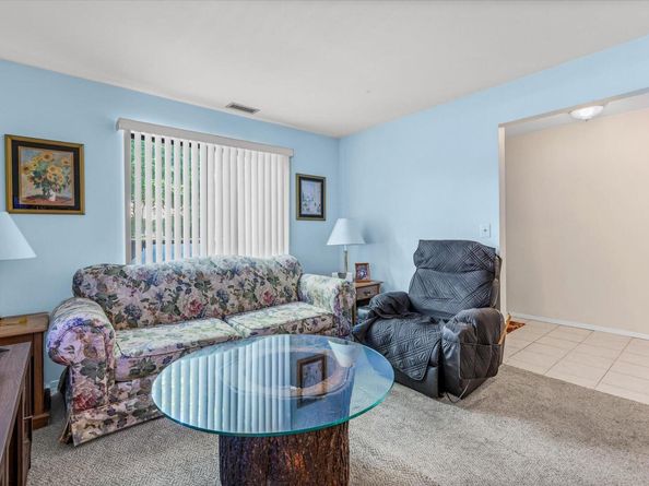 881 Skyline Drive 881, Coram NY 11727