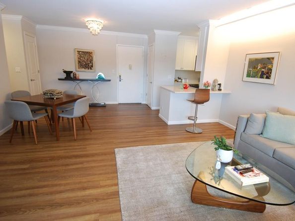 27110 Grand Central Parkway 4Y, Floral Park NY 11005