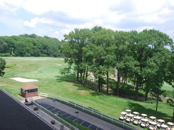 27110 Grand Central Parkway 4Y, Floral Park NY 11005