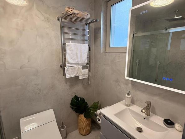118-20 Ocean Promenade 5D, Far Rockaway NY 11694