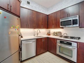 118-20 Ocean Promenade 5D, Far Rockaway NY 11694
