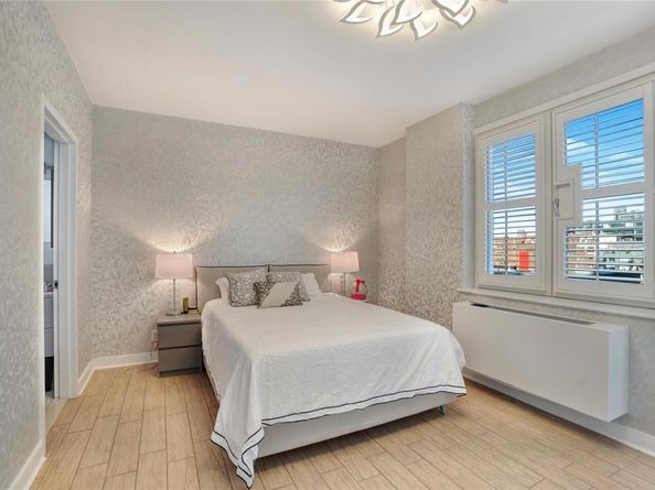 118-20 Ocean Promenade 5D, Far Rockaway NY 11694