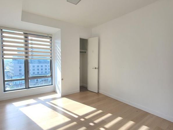 138-35 39th Avenue 8G, Flushing NY 11354