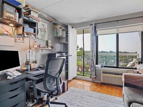 400 High Point Drive PH12, Hartsdale NY 10530