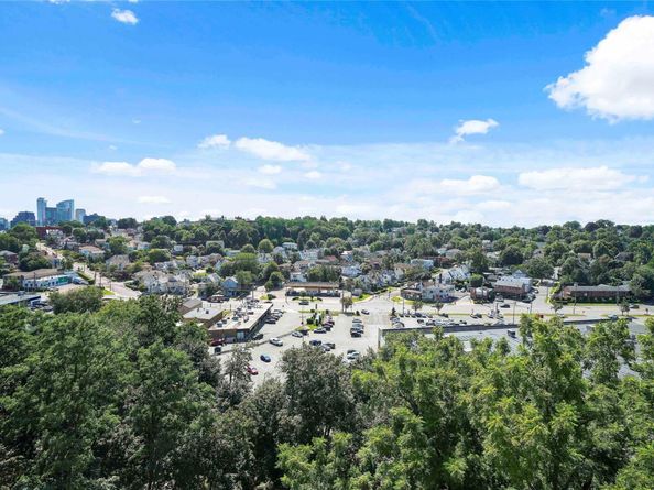 400 High Point Drive PH12, Hartsdale NY 10530