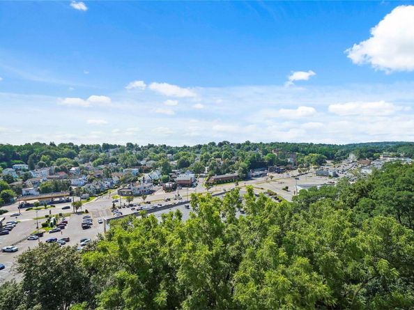 400 High Point Drive PH12, Hartsdale NY 10530