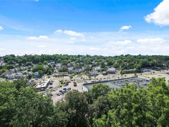 400 High Point Drive PH12, Hartsdale NY 10530