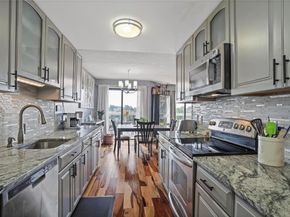 400 High Point Drive PH12, Hartsdale NY 10530