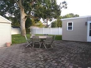 71 Park Lane, Massapequa NY 11758