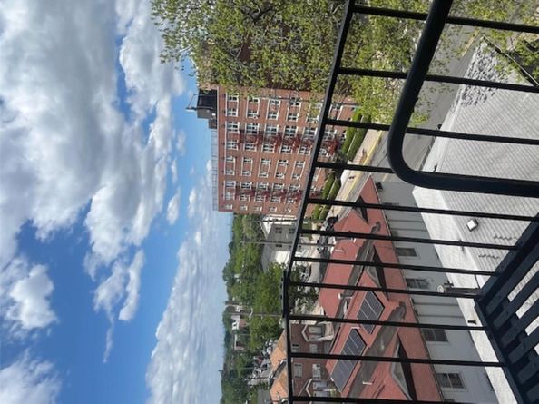 2287 Mott Ave 6D, Brooklyn NY 11691