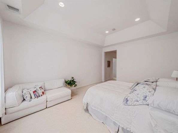 68 Encore, Eastport NY 11941
