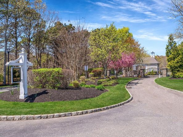 68 Encore, Eastport NY 11941
