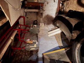 87-17 95th Ave, Ozone Park NY 11416