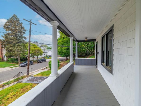 85 Webster Avenue, Port Washington NY 11050