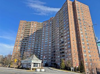 5700 Arlington