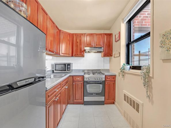 1165 54th Street 6Z, Brooklyn NY 11234