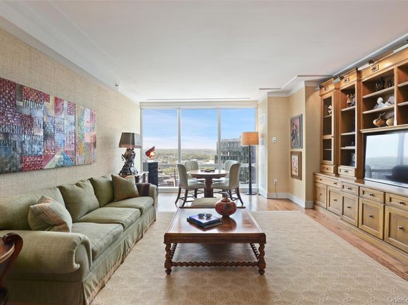 1 Renaissance Square 26F, White Plains NY 10601