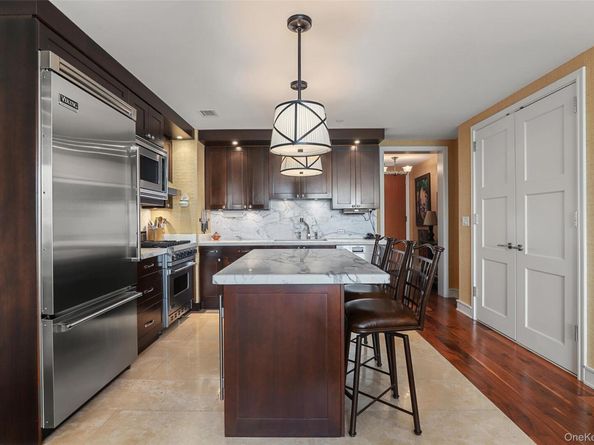 1 Renaissance Square 26F, White Plains NY 10601