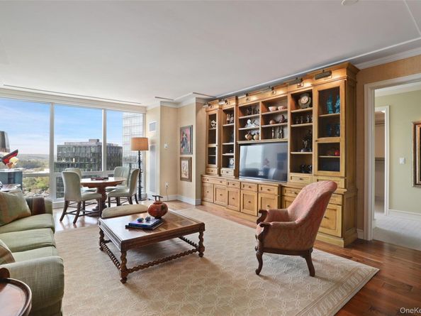 1 Renaissance Square 26F, White Plains NY 10601