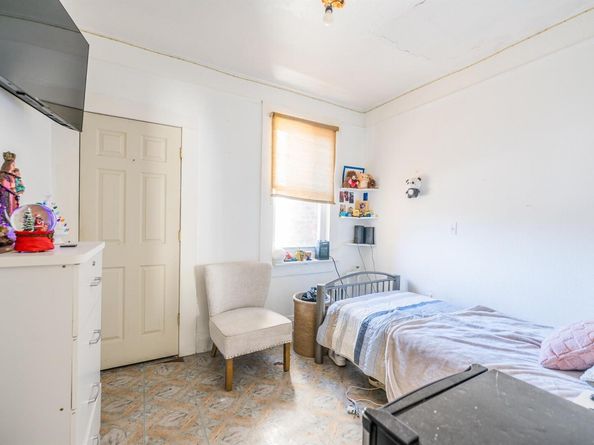 110-10 34th Avenue, Corona NY 11368
