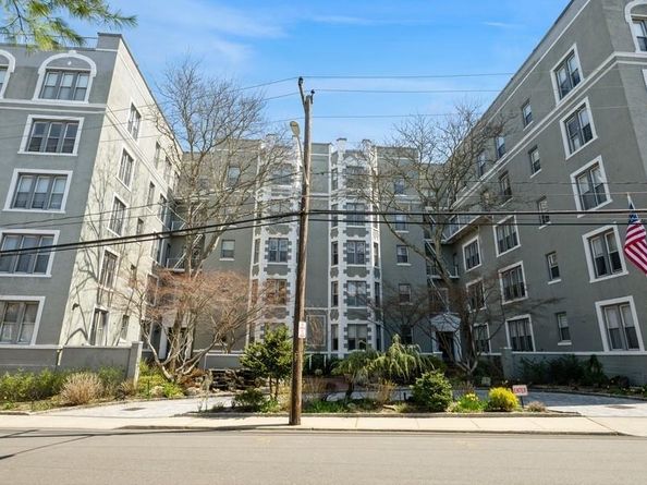 1185 E Broadway 4 A, Hewlett NY 11557