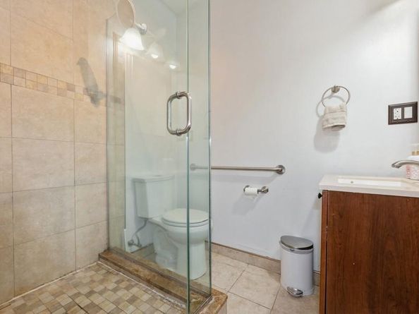 1185 E Broadway 4 A, Hewlett NY 11557