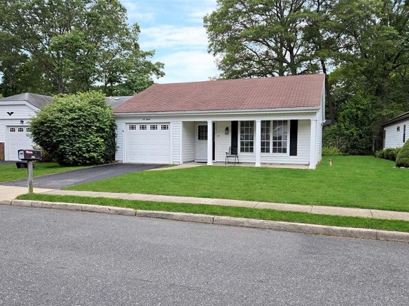 215 Kingston Drive, Ridge NY 11961