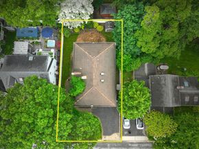 36 Dawes Avenue, Syosset NY 11791