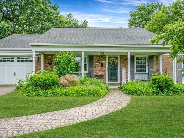 85 Manchester Lane, Stony Brook NY 11790