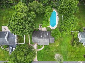 85 Manchester Lane, Stony Brook NY 11790